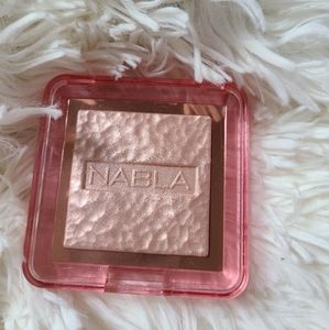 Nabla Skin Glazing in Ozone